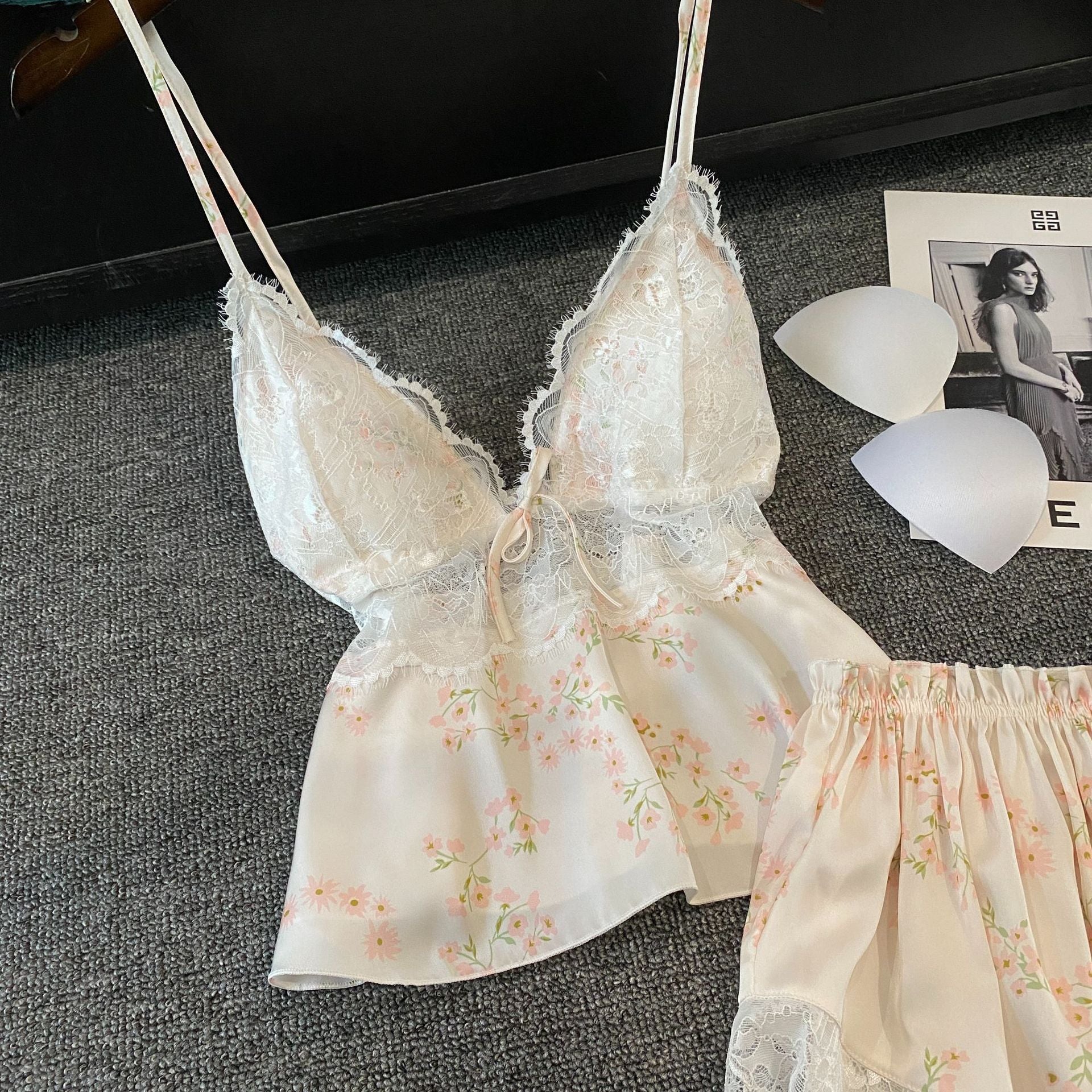 Girl Pure Desire Strap Shorts Home Clothes Set