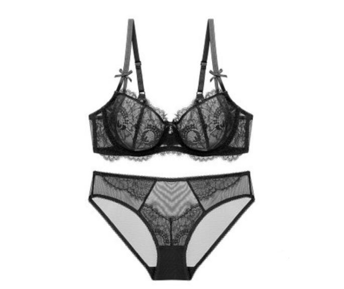 Very Breathable Lace Bra and Panties Set