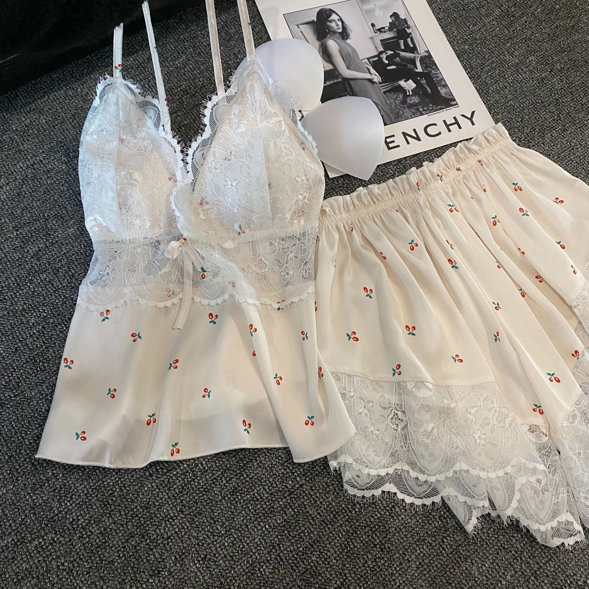 Girl Pure Desire Strap Shorts Home Clothes Set