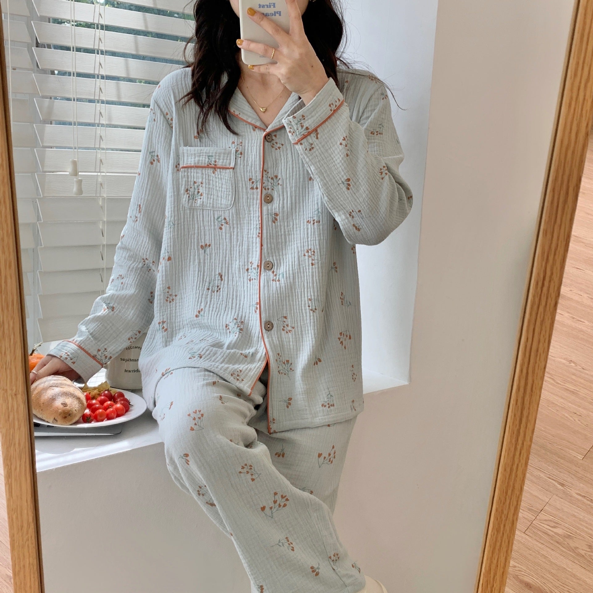 Women's Crepe Floral Pajamas