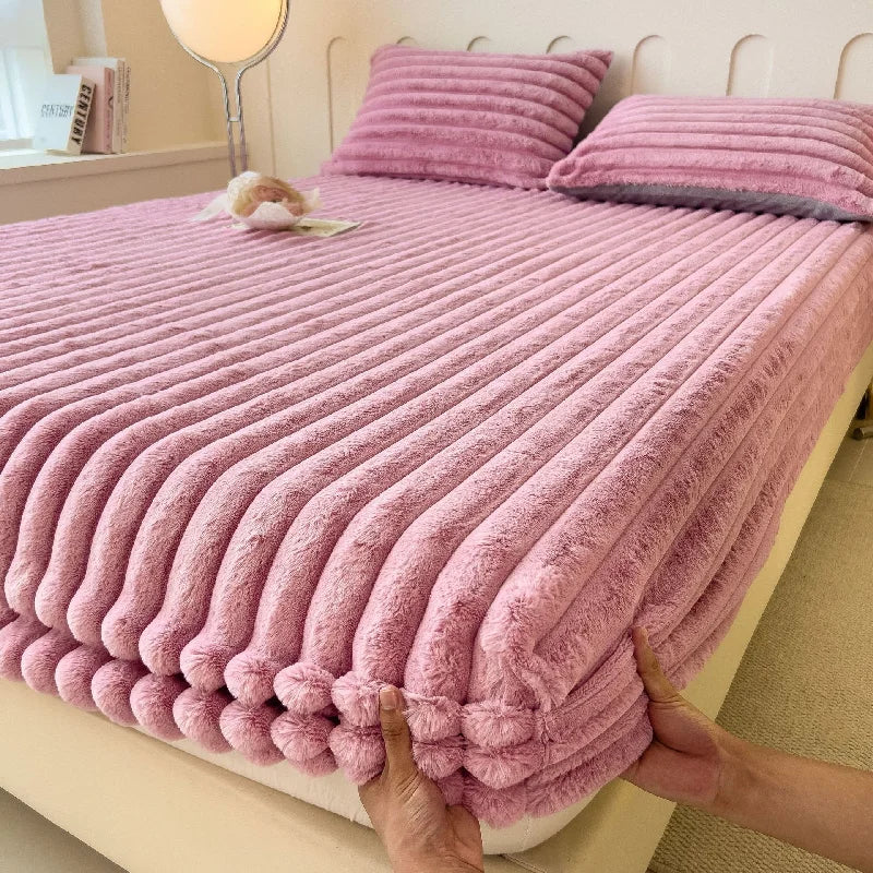 Thickened Polyester Fleece Eco-friendly 200TC Modern Bed Sheet Warm Non-Slip