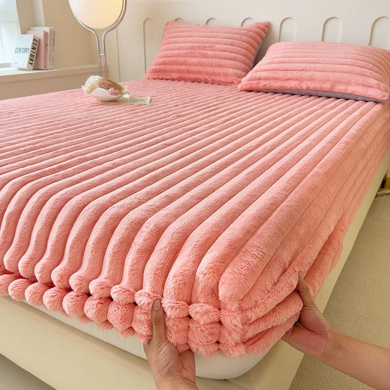 Thickened Polyester Fleece Eco-friendly 200TC Modern Bed Sheet Warm Non-Slip