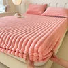 Thickened Polyester Fleece Eco-friendly 200TC Modern Bed Sheet Warm Non-Slip