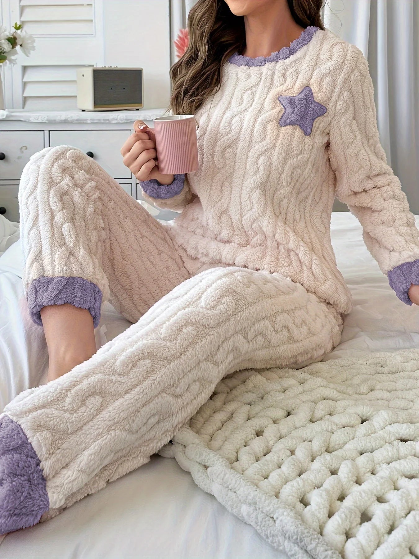Cozy Winter Pajama Set for Women, Cute Star Embroidered Fleece Warm & Comfortable Homewear