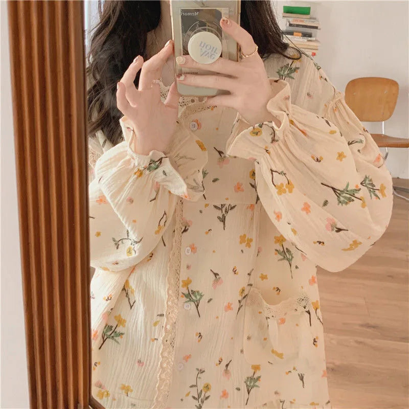 Ladies Sweet Breathable Crew Neck Sleepwear