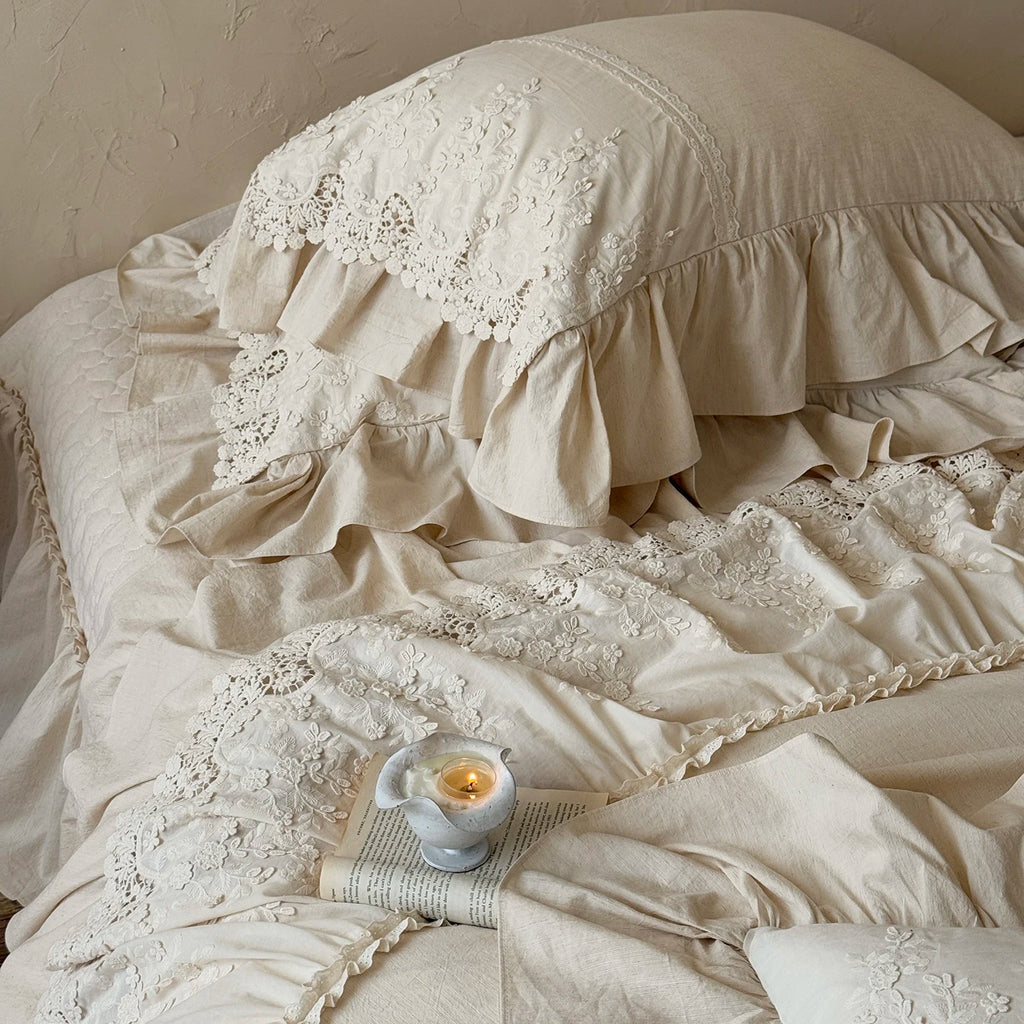 Romantic French Double Layer Lace Ruffles Bedding Set 20% Ramie, 80% Cotton Duvet Cover Set Quilted Bedspread Pillowcases