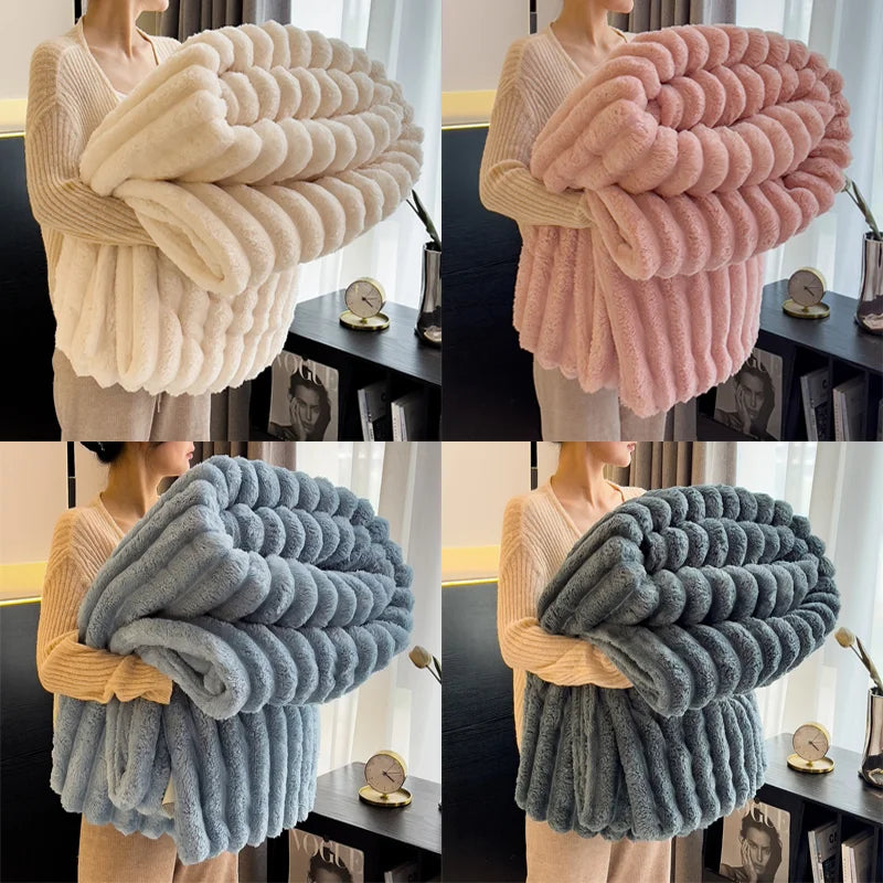 Striped Throw Blanket - 250GSM Soft & Warm Fluffy Blanket