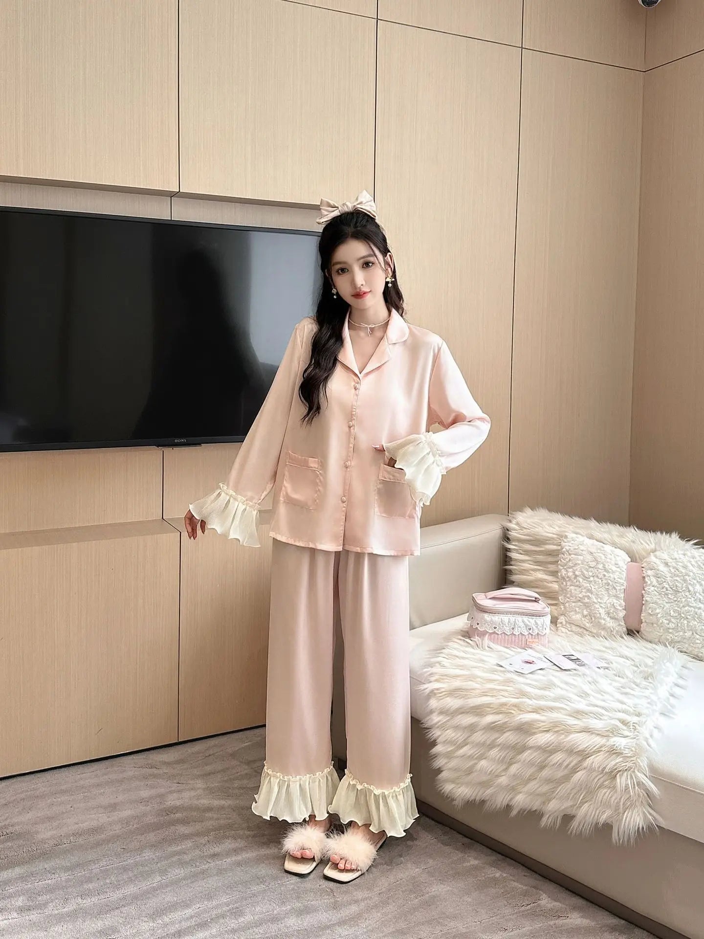 Women's Long-Sleeved Two-piece Silk Pajamas Set Solid Color Cool Nightgown