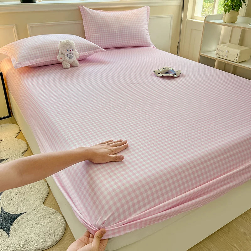 Plaid Style Fitted Sheet Skin-friendly Bed Cover Elastic Bedsheet Linen (No Pillowcase)