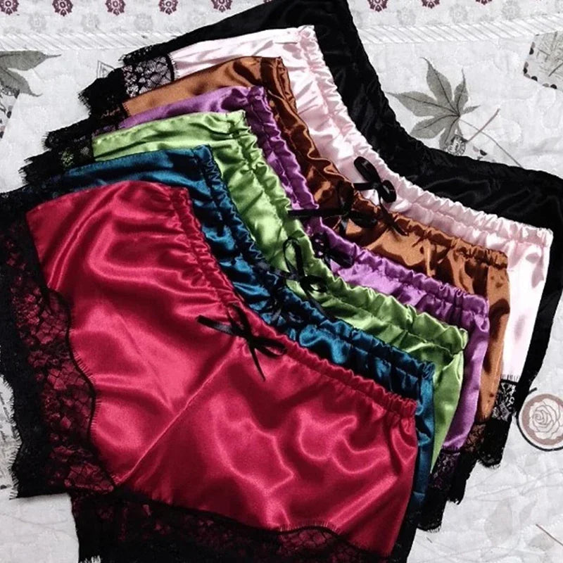 Sexy Lace Neck-line Lingerie Sleeveless V-Neck Tops and Shorts Sets Nightwear