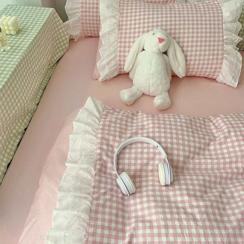 Three Piece Sheet Set Plaid Duvet Cover Set Comfortable Bedding Bedspread for All Season