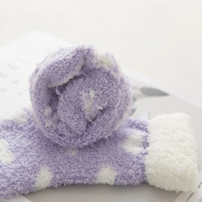 Mid-Tube Candy Colored Heart Printed Thick Plush Socks