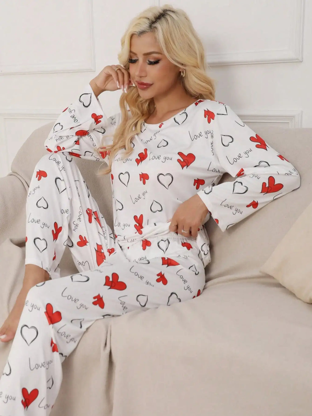 Long-sleeved Heart pattern Round-neck Knitted Pajamas Printed with "Love You"