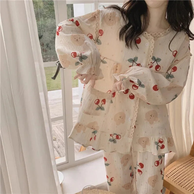 Ladies Sweet Breathable Crew Neck Sleepwear