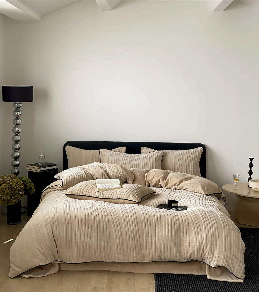 Thickened Warm Light Luxury Simple Carved Fleece Four-Piece Set Milk Fleece Bed Sheet Quilt Cover