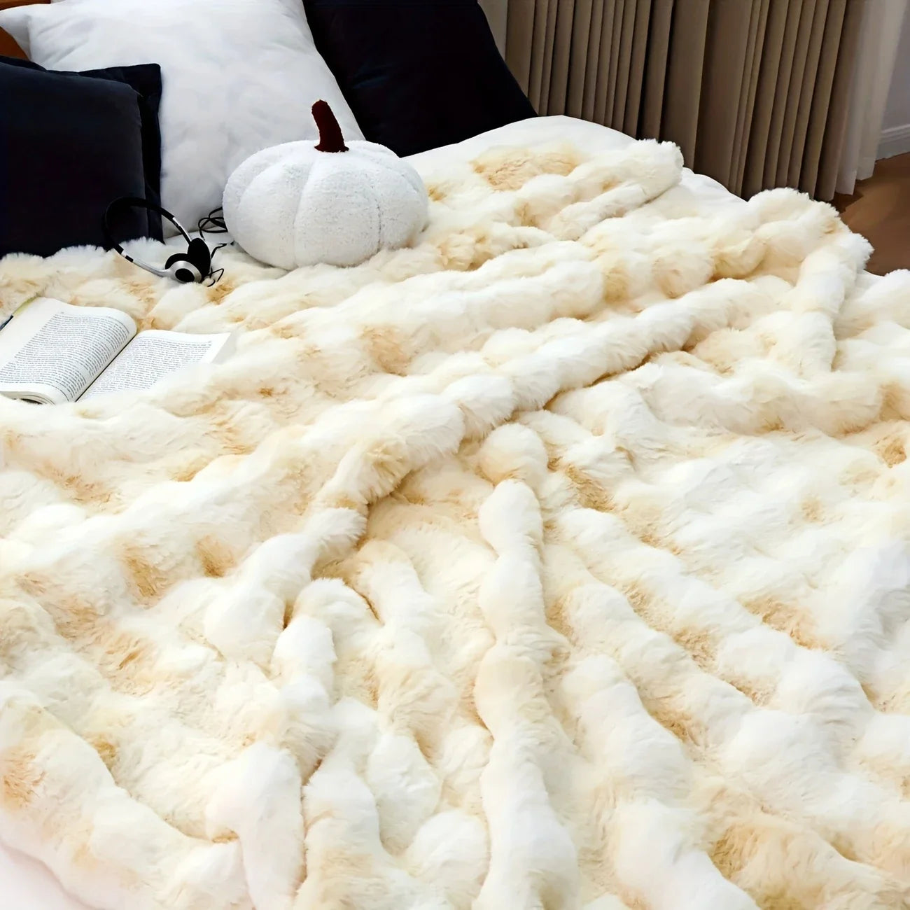 Cozy Faux Rabbit Soft Warm Fleece Blanket