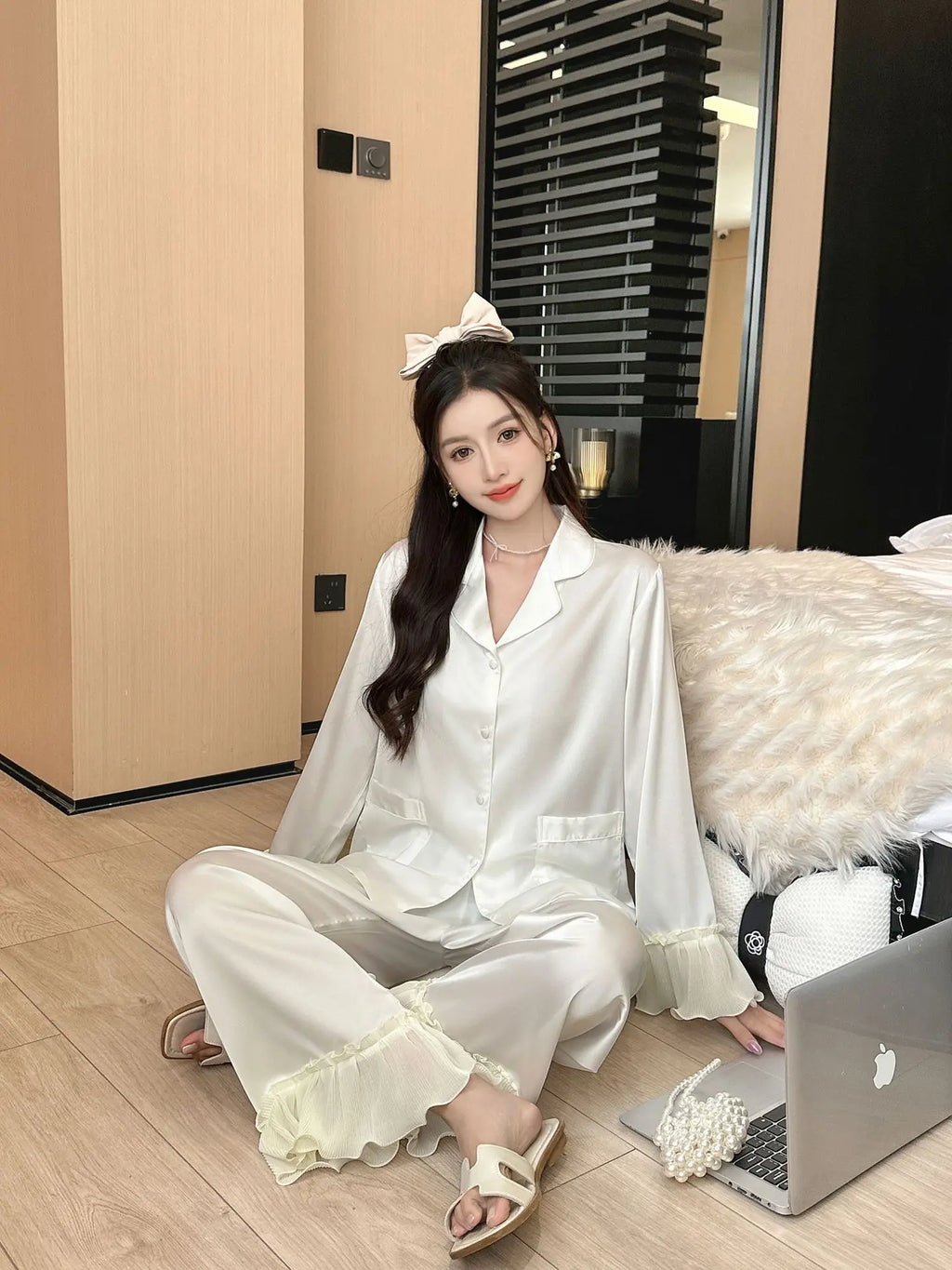 Women's Long-Sleeved Two-piece Silk Pajamas Set Solid Color Cool Nightgown