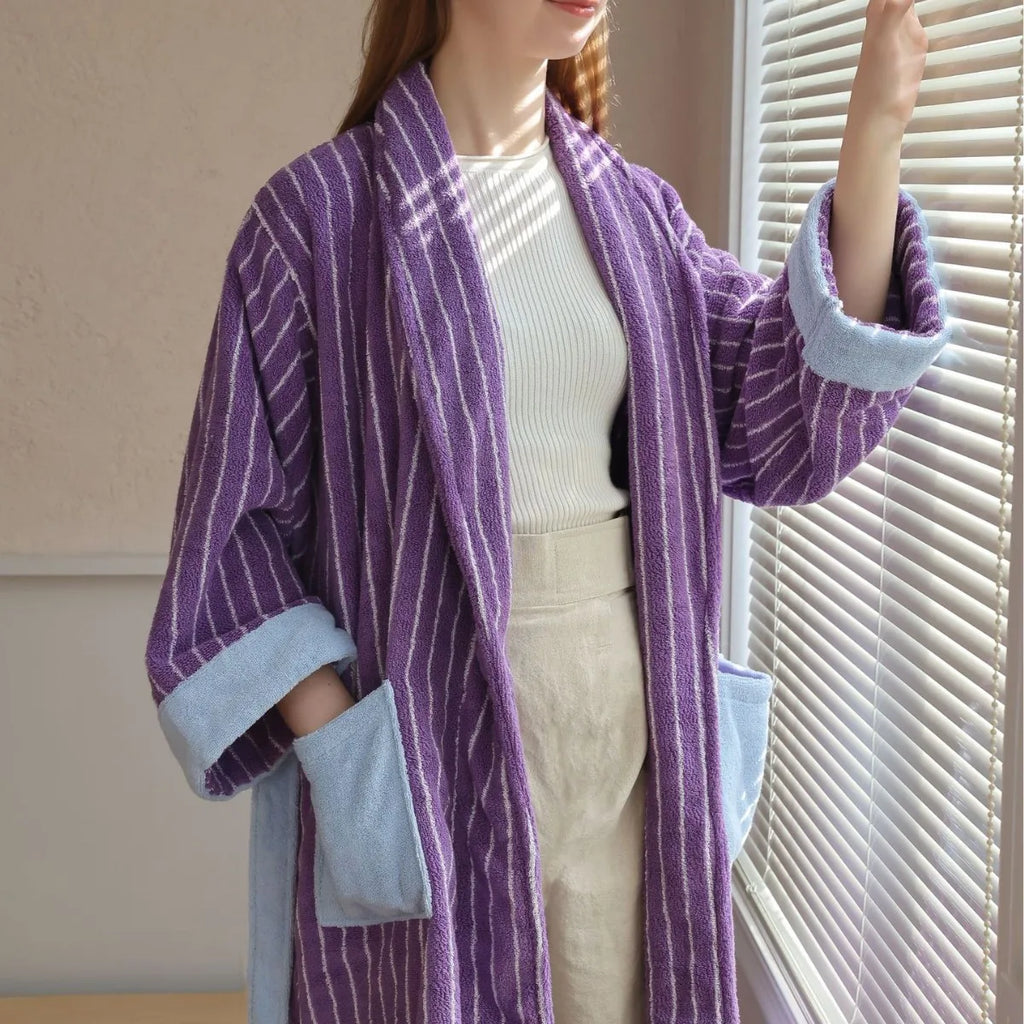 Retro Plaid 100% Cotton Super Soft Absortion Hooded V Neck Bathrobe Towel