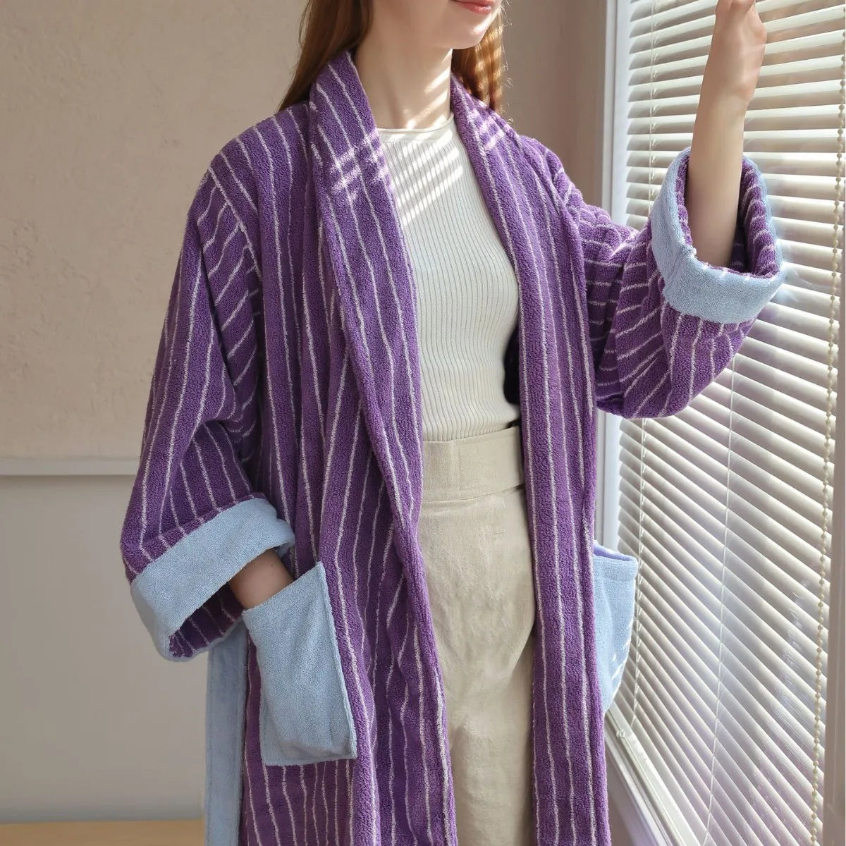 Retro Plaid 100% Cotton Super Soft Absortion Hooded V Neck Bathrobe Towel