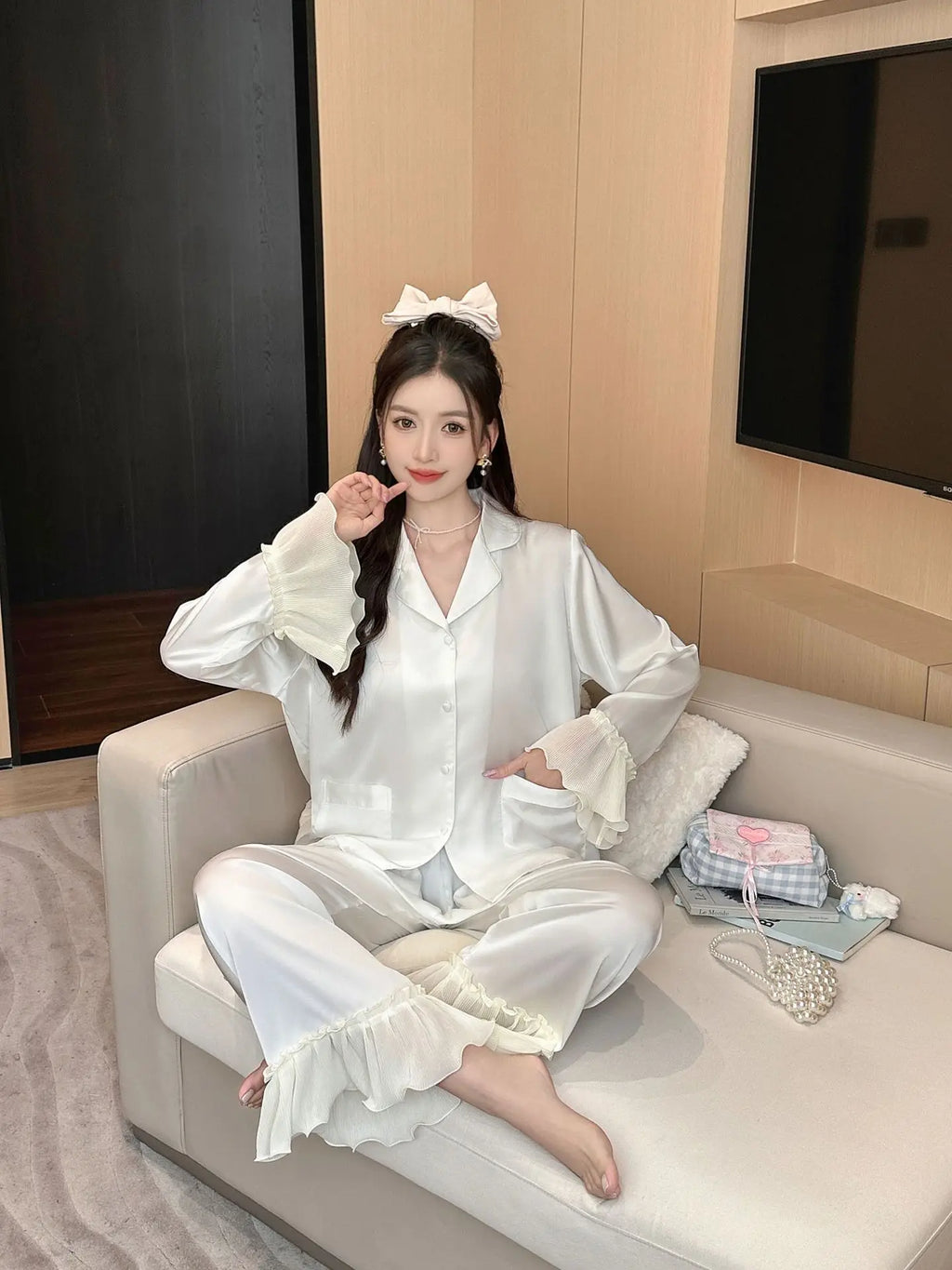 Women's Long-Sleeved Two-piece Silk Pajamas Set Solid Color Cool Nightgown