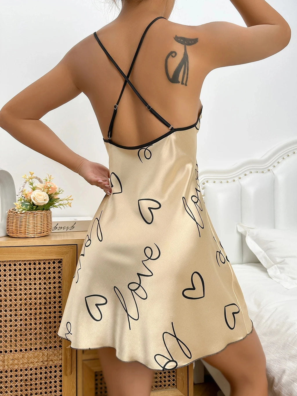 Heart Print Nightdress Scoop Neck Criss Cross Back Sleep Dress Women's Sleepwear