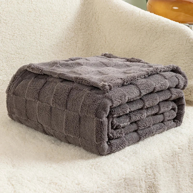 Thick Checkered Fleece Blanket