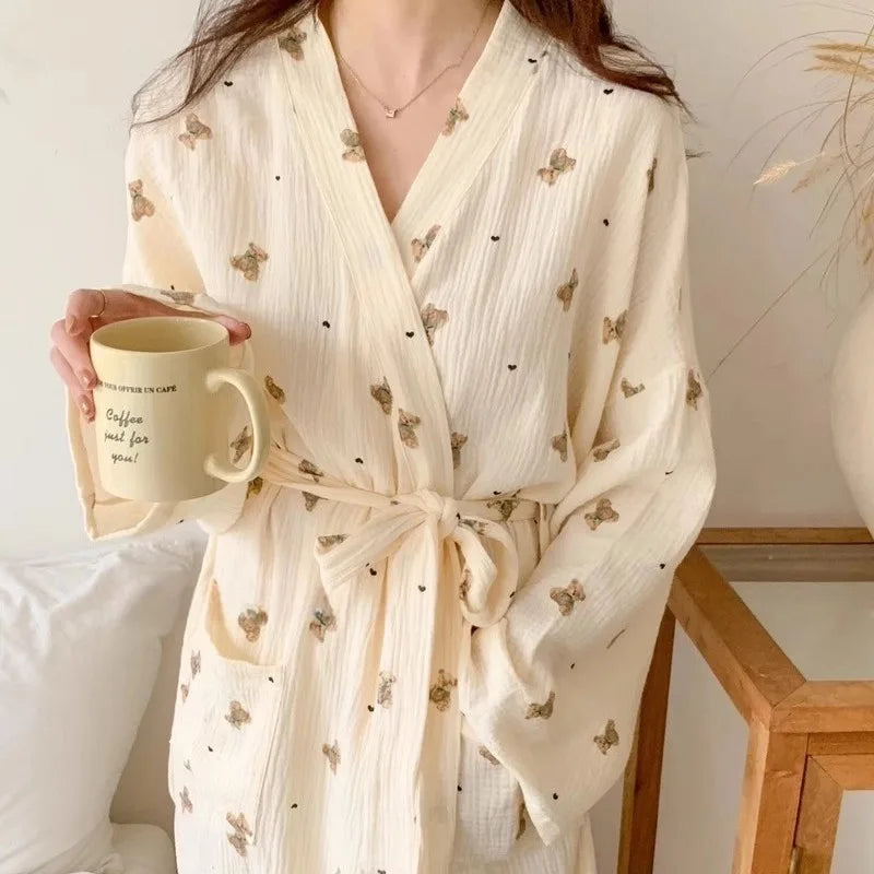Female Spring Japanese-style Cute Bear Bathrobe