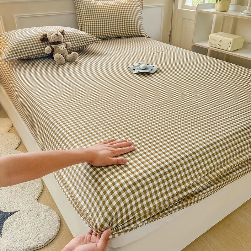 Plaid Style Fitted Sheet Skin-friendly Bed Cover Elastic Bedsheet Linen (No Pillowcase)
