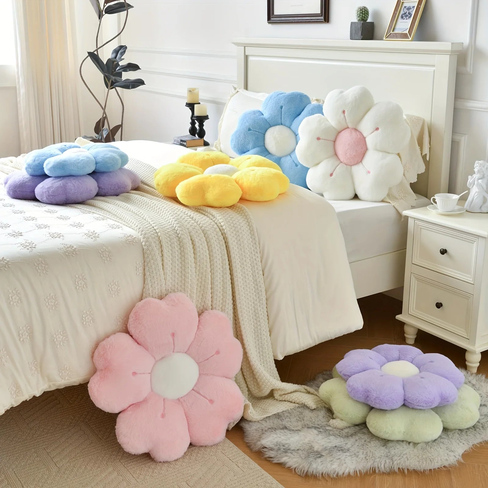 Flower-Shaped Plush Throw Pillow  Cute and Comfortable