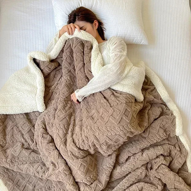 Soft Woolen Blanket for Bedding and Sofa Warm Lamb Velvet Flannel Cover Blanket