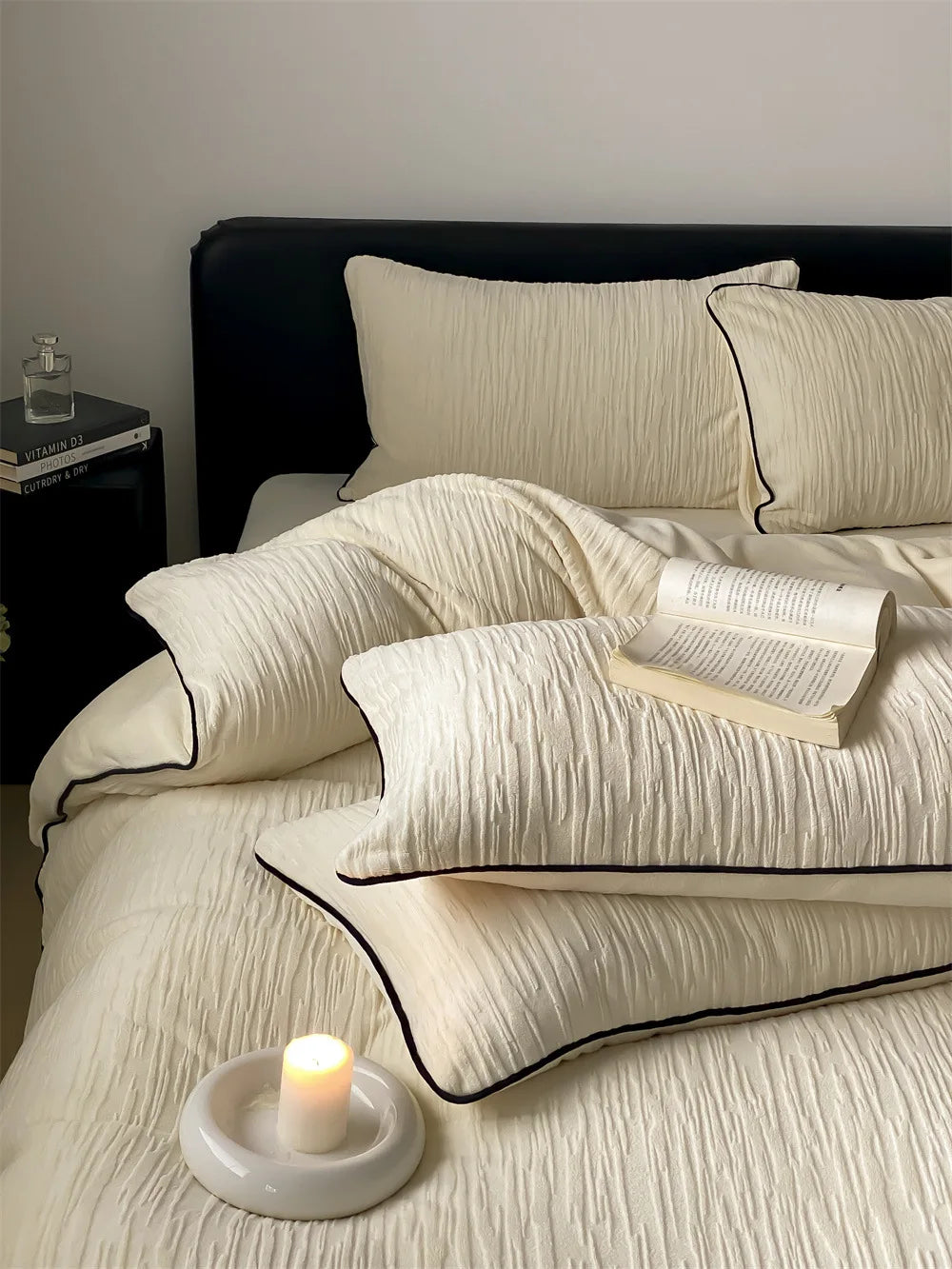Thickened Warm Light Luxury Simple Carved Fleece Four-Piece Set Milk Fleece Bed Sheet Quilt Cover