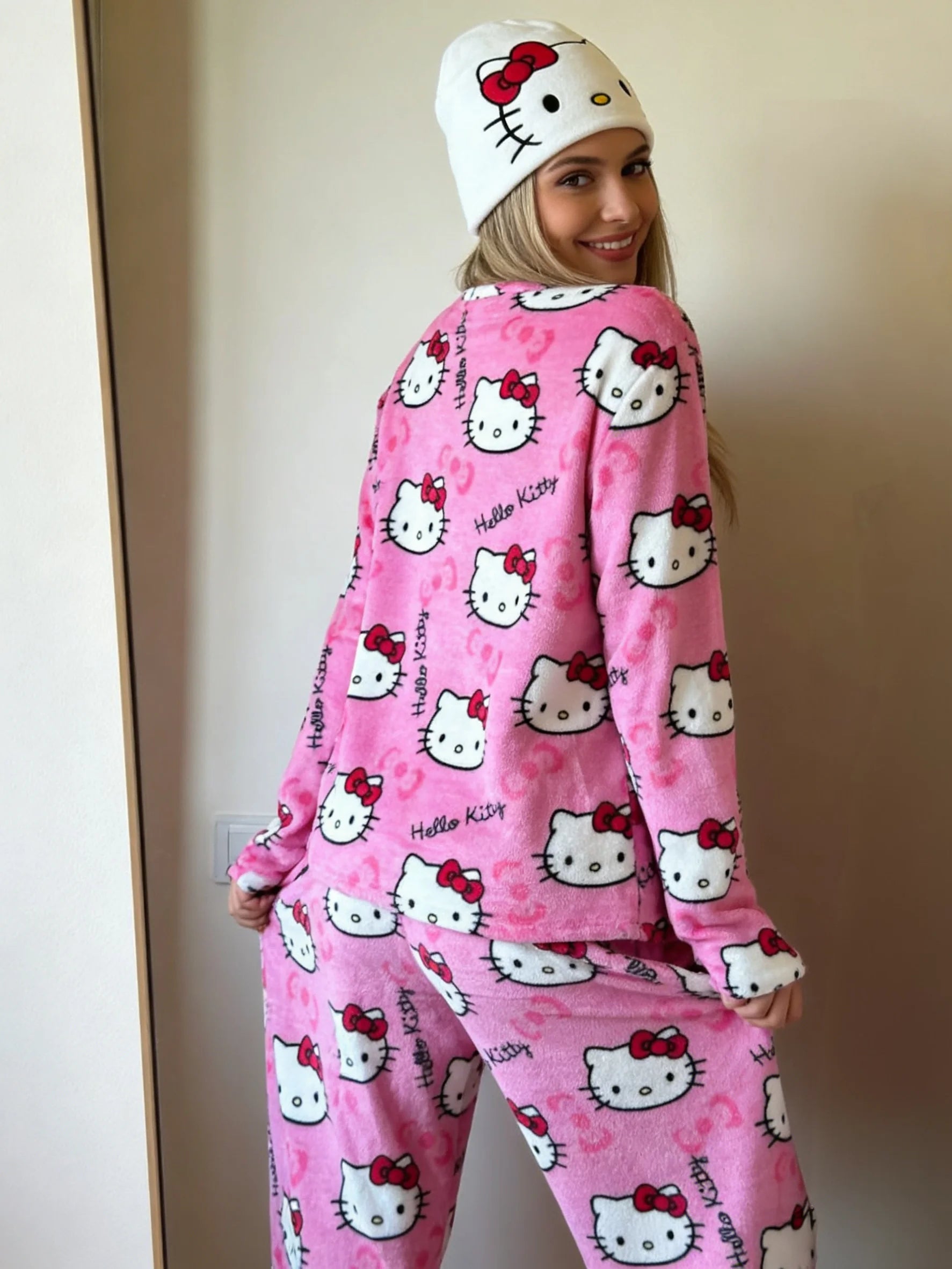 Pink Hello Kitty Flannel Lounge Set