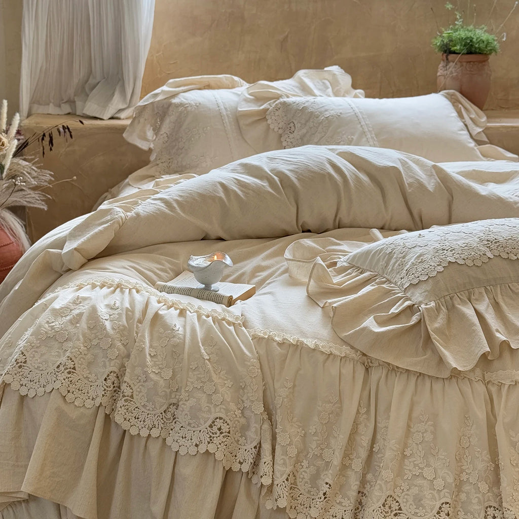 Romantic French Double Layer Lace Ruffles Bedding Set 20% Ramie, 80% Cotton Duvet Cover Set Quilted Bedspread Pillowcases