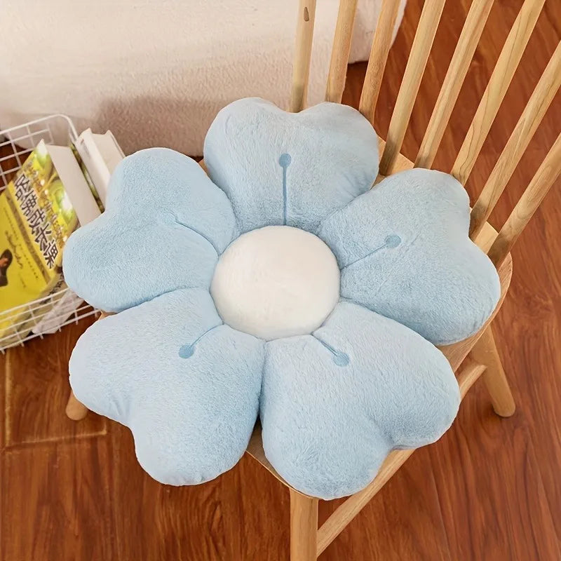 Flower-Shaped Plush Throw Pillow  Cute and Comfortable