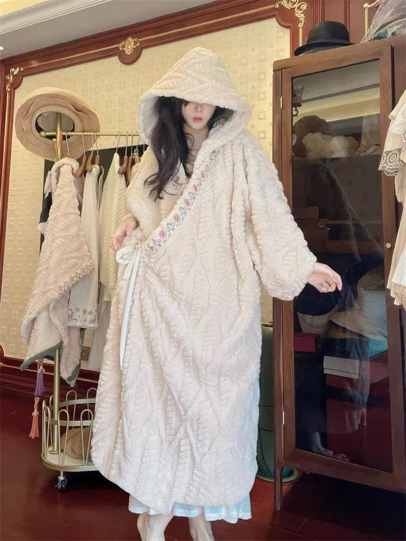 Embroidery Hooded Pajamas Velvet Long Plush Thick Lace-Up Robe