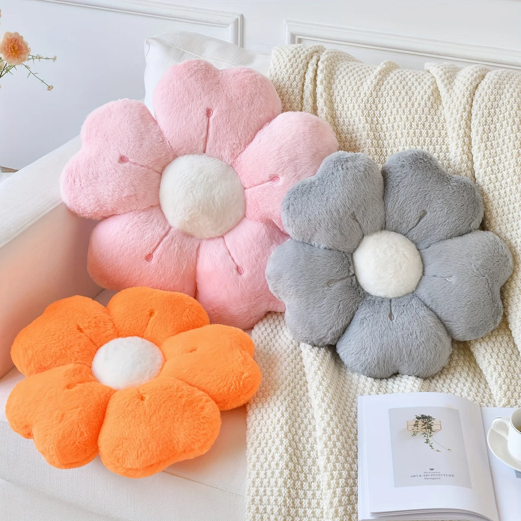 Flower-Shaped Plush Throw Pillow  Cute and Comfortable