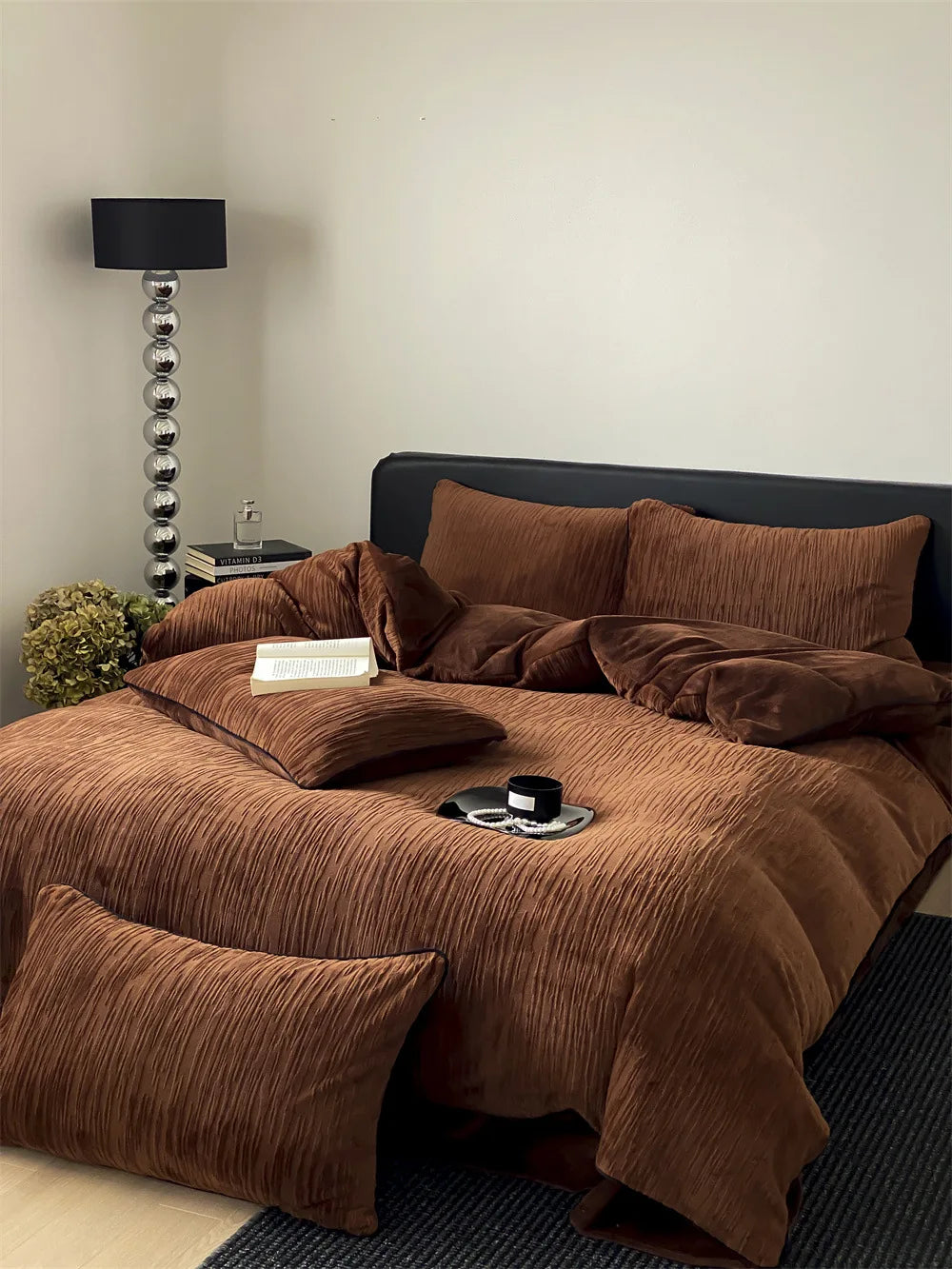 Thickened Warm Light Luxury Simple Carved Fleece Four-Piece Set Milk Fleece Bed Sheet Quilt Cover