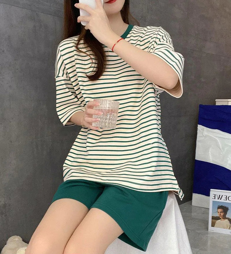 Oversized Women Striped Short Sleeve Shorts Two-piece with Self Chest Pads