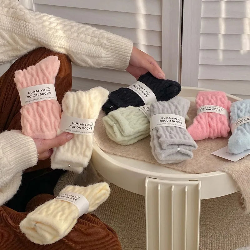 Fashionable Cute Fried Dough Twists Socks