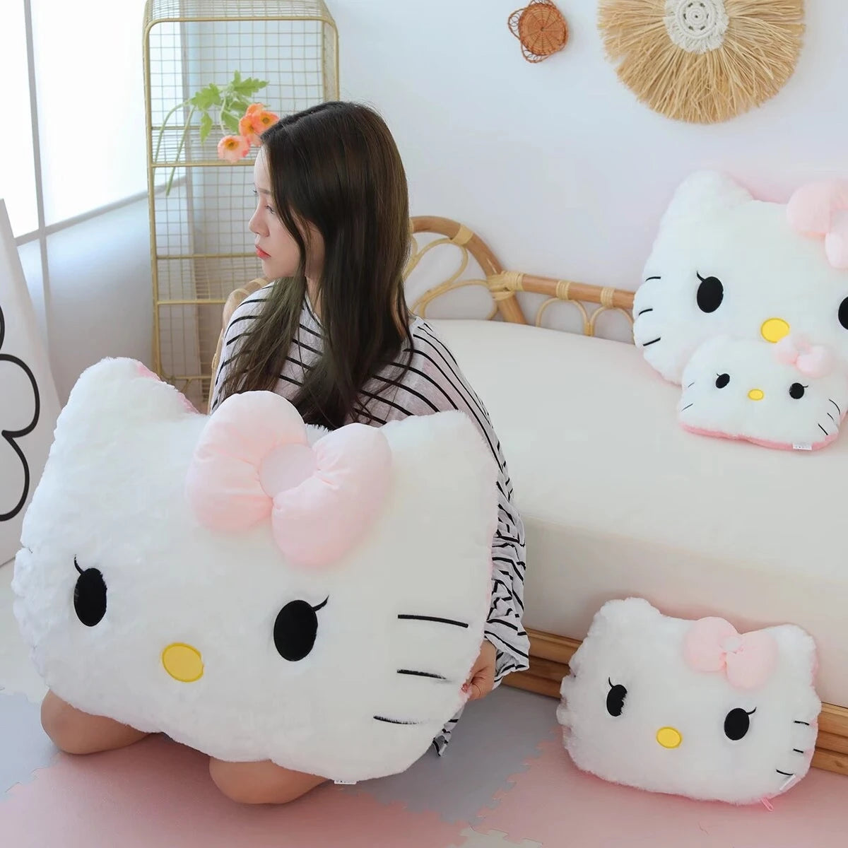 Fluffy Big Size White Pink Back Hello Kitty Stuffed Cuddly Plushies