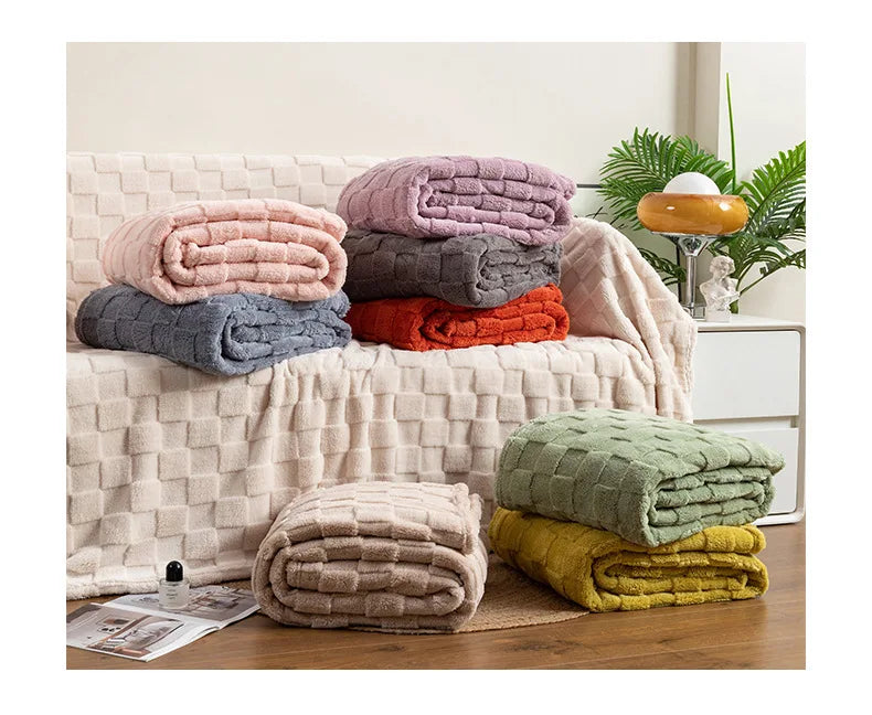 Thick Checkered Fleece Blanket