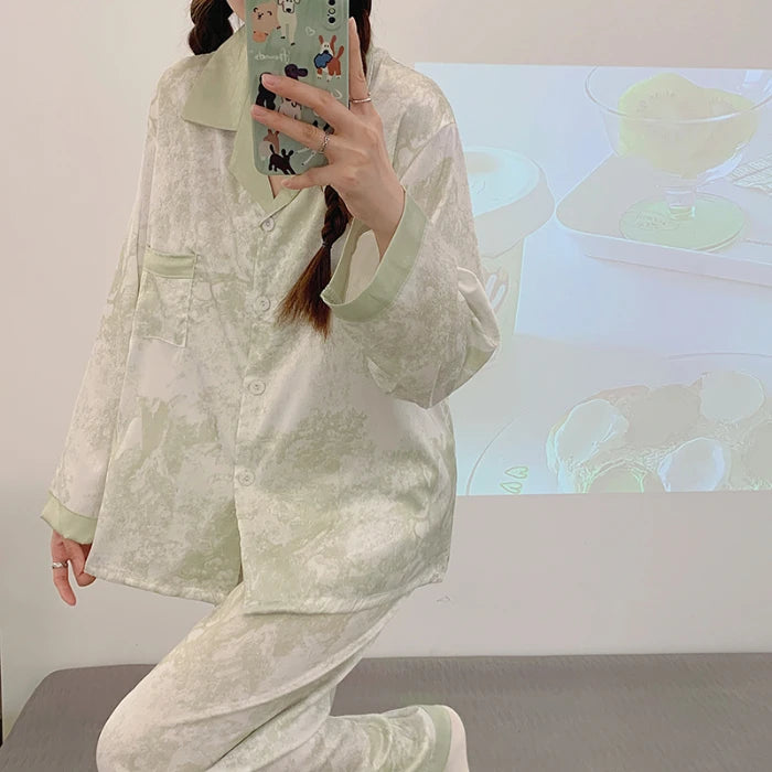 Silk Two Pieces Top & Pants Elegant Print Soft Sleepwear