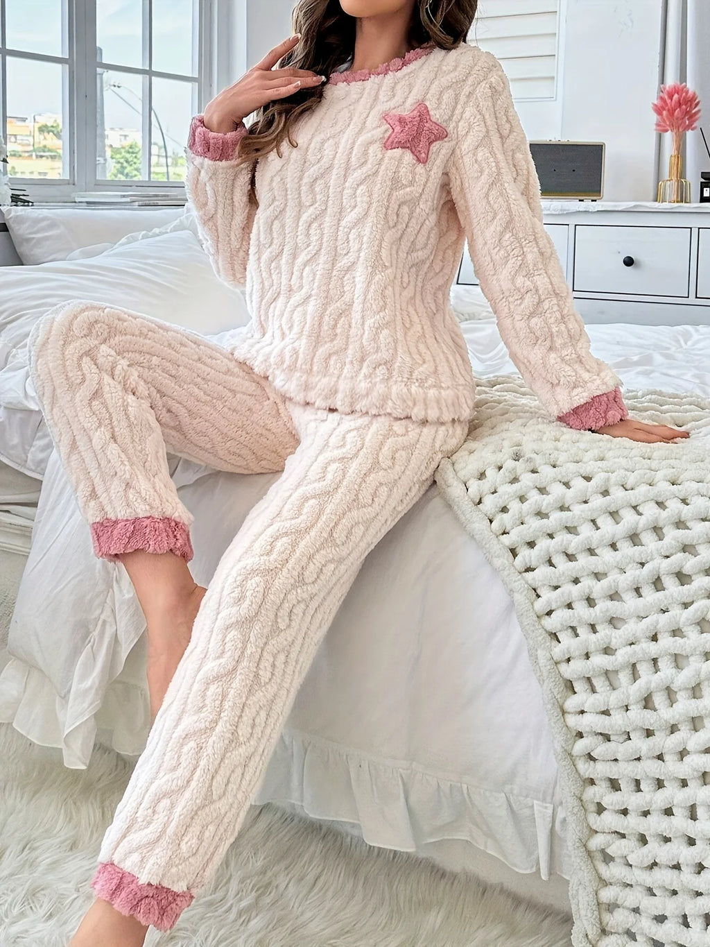 Cozy Winter Pajama Set for Women, Cute Star Embroidered Fleece Warm & Comfortable Homewear