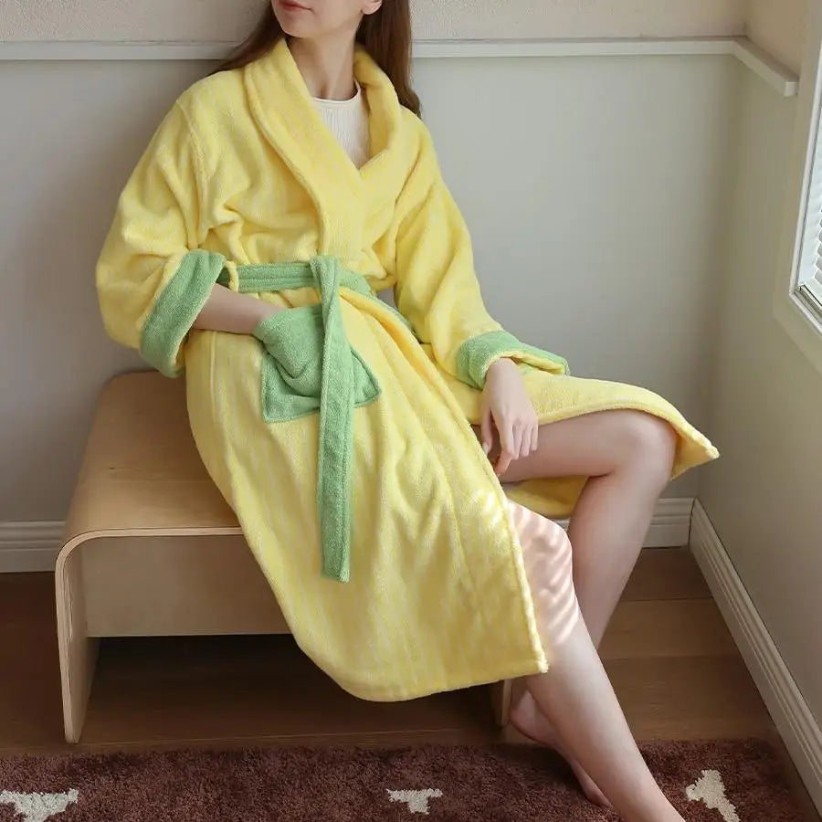 Retro Plaid 100% Cotton Super Soft Absortion Hooded V Neck Bathrobe Towel