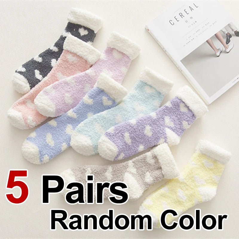 Mid-Tube Candy Colored Heart Printed Thick Plush Socks