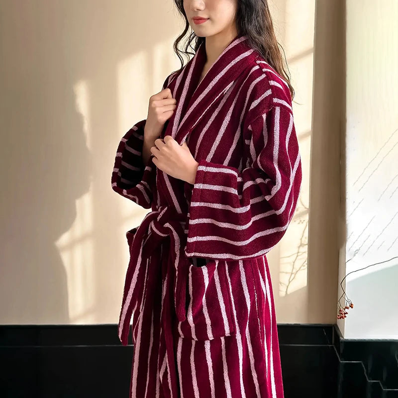 Retro Plaid 100% Cotton Super Soft Absortion Hooded V Neck Bathrobe Towel