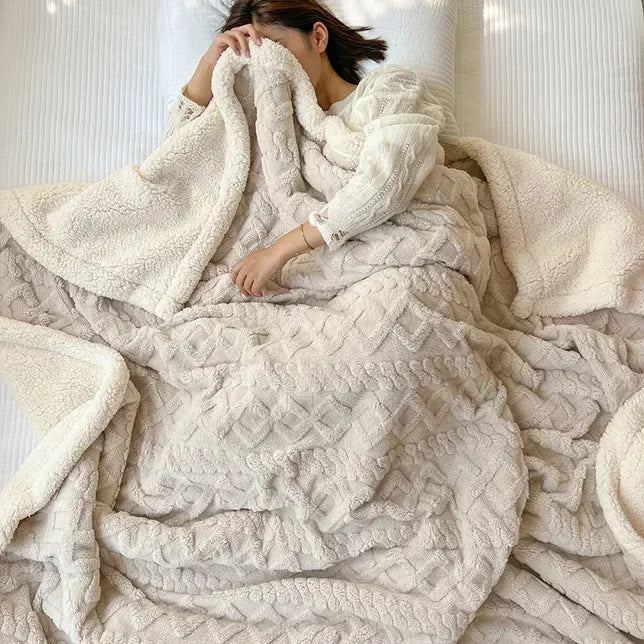 Soft Woolen Blanket for Bedding and Sofa Warm Lamb Velvet Flannel Cover Blanket