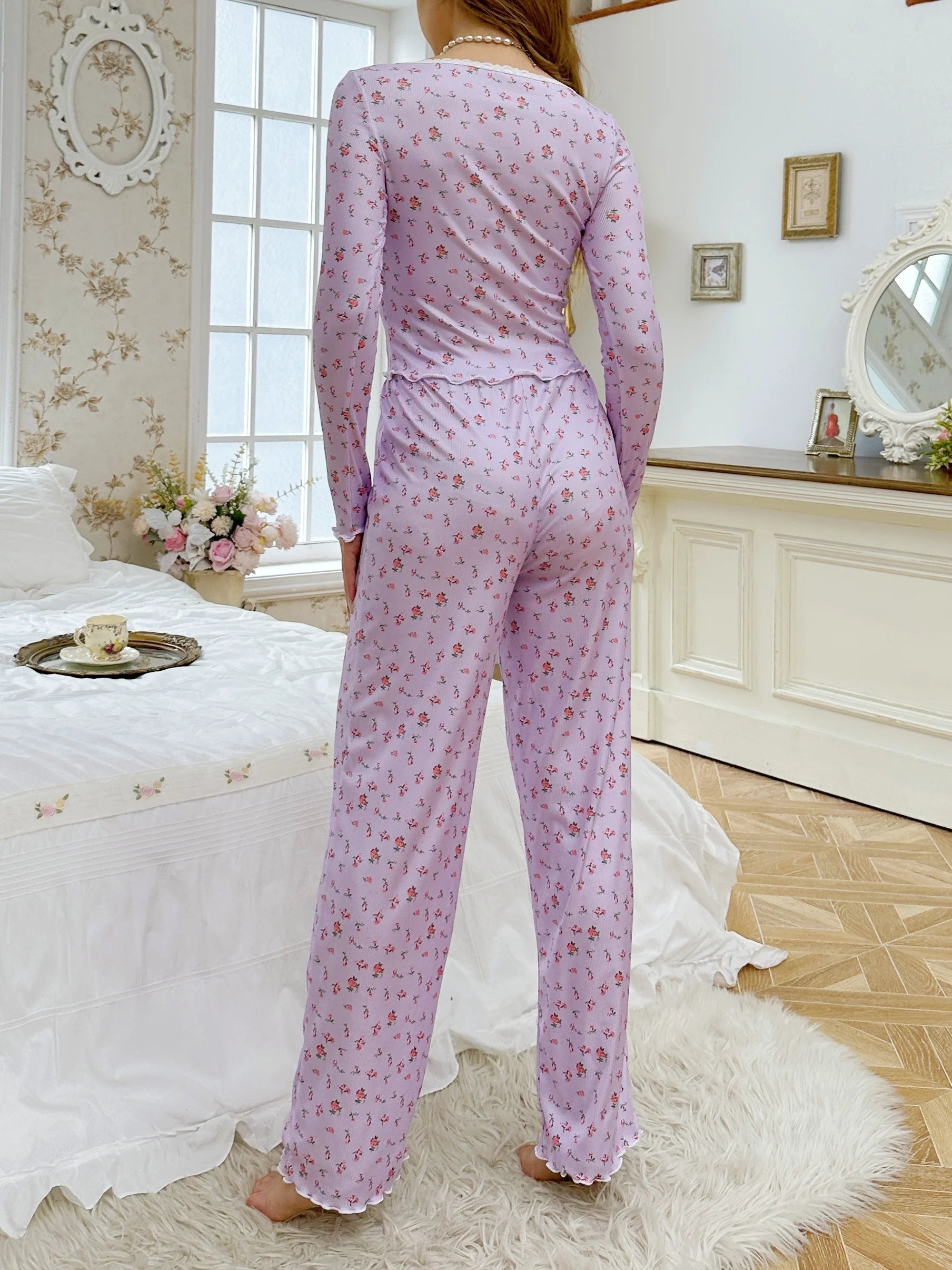 Soft & Sweet Style Light Purple Floral Long-sleeve & Long-pant Pajama Set