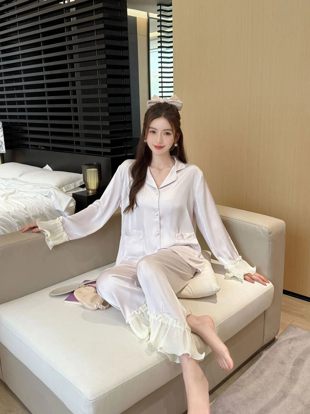 Women's Long-Sleeved Two-piece Silk Pajamas Set Solid Color Cool Nightgown