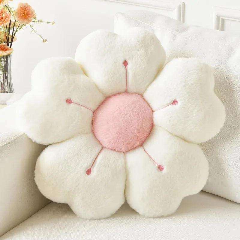 Flower-Shaped Plush Throw Pillow  Cute and Comfortable